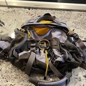 Mountainsmith messenger and belt bag